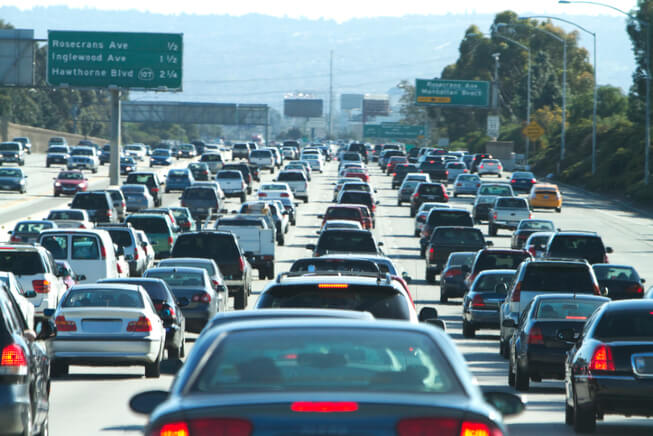 Heavy bumper to bumper highway traffic in Los Angeles